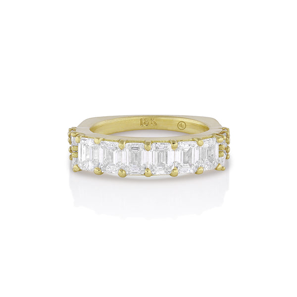 in white diamonds and yellow gold <span class='visuallyhidden'>Call or text 323-404-2959 if you need shopping assistance.</span>